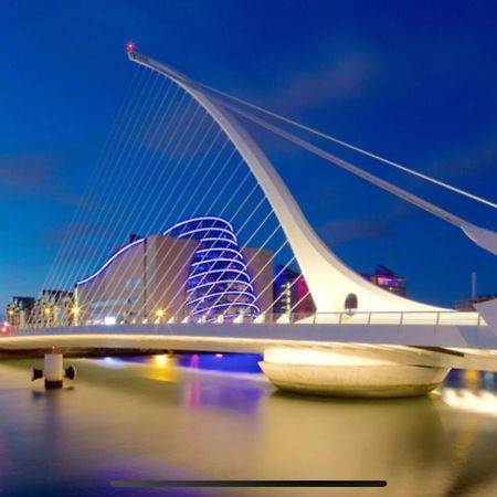 Modern Dublin City Centre Exterior foto